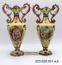 Urn, Decorative